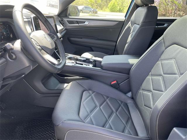 new 2025 Volkswagen Atlas Cross Sport car, priced at $43,146