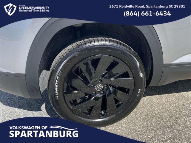 new 2025 Volkswagen Atlas Cross Sport car, priced at $40,937