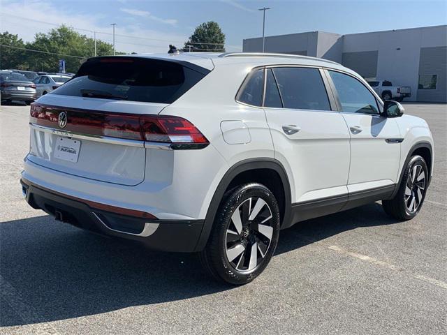 new 2024 Volkswagen Atlas Cross Sport car, priced at $39,491