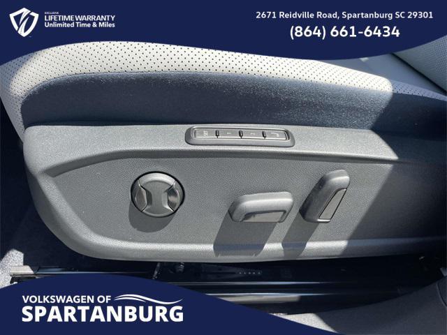 new 2025 Volkswagen ID.4 car, priced at $51,136