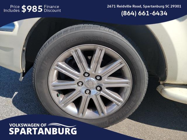 used 2008 Chrysler Aspen car, priced at $4,995