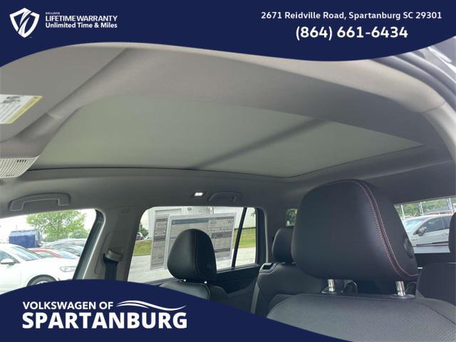 new 2025 Volkswagen Atlas car, priced at $45,369