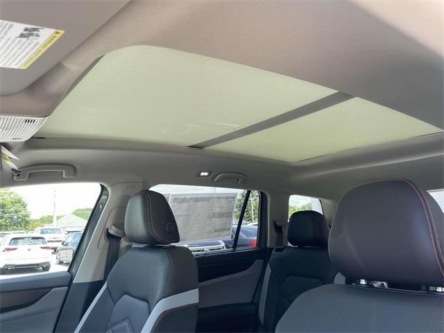 new 2025 Volkswagen Atlas car, priced at $43,619