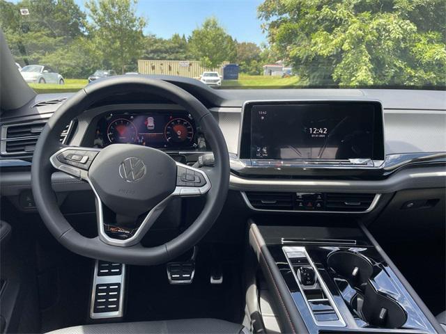 new 2025 Volkswagen Atlas car, priced at $43,619