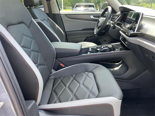 new 2025 Volkswagen Atlas car, priced at $43,619