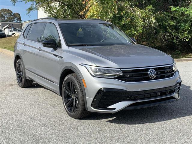 new 2024 Volkswagen Tiguan car, priced at $33,661