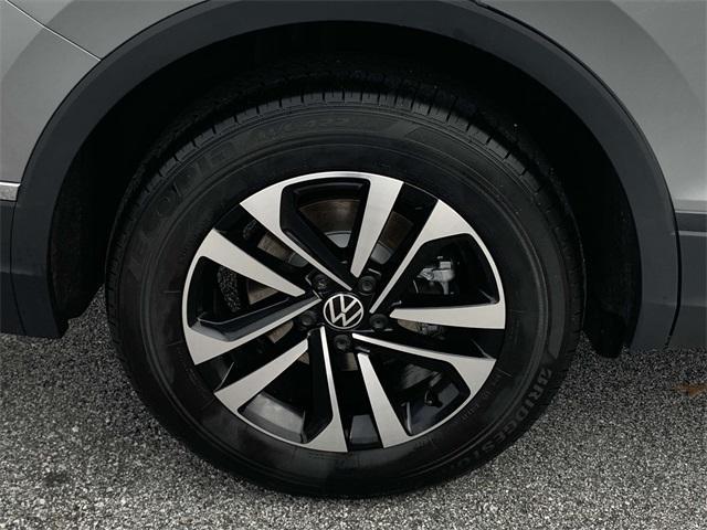 new 2024 Volkswagen Tiguan car, priced at $29,151