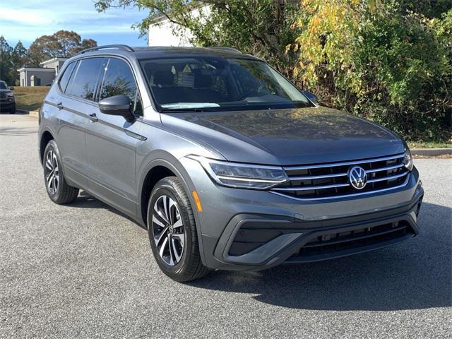 new 2024 Volkswagen Tiguan car, priced at $27,811