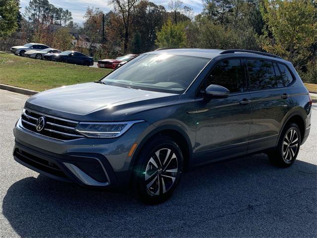 new 2024 Volkswagen Tiguan car, priced at $27,811