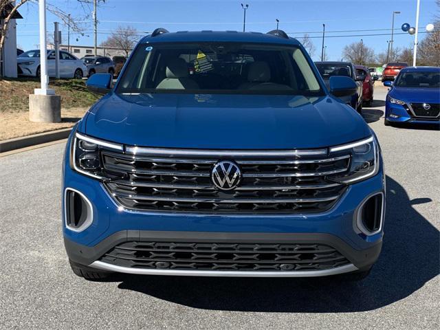 new 2025 Volkswagen Atlas car, priced at $45,998