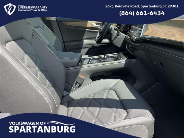 new 2025 Volkswagen Atlas car, priced at $41,834