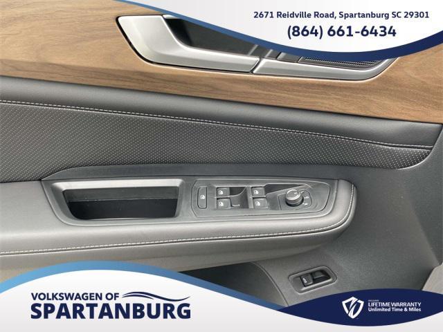 new 2025 Volkswagen Atlas car, priced at $46,087