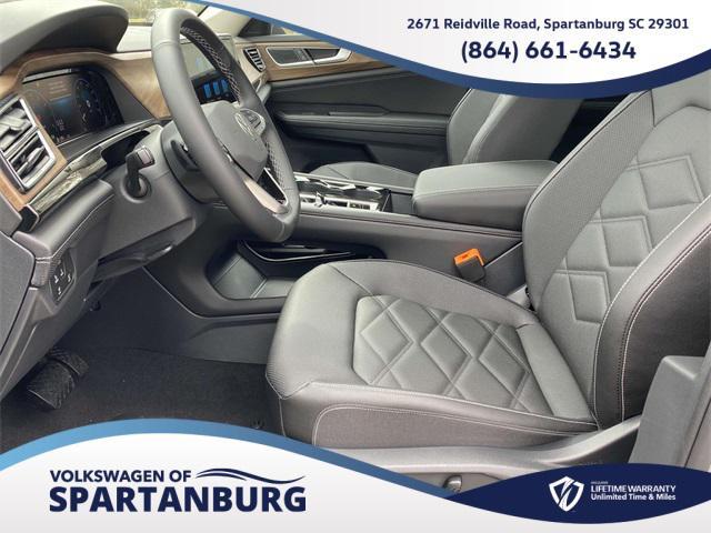 new 2025 Volkswagen Atlas car, priced at $46,087
