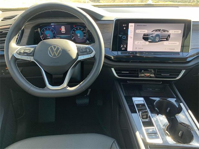 new 2025 Volkswagen Atlas car, priced at $49,186