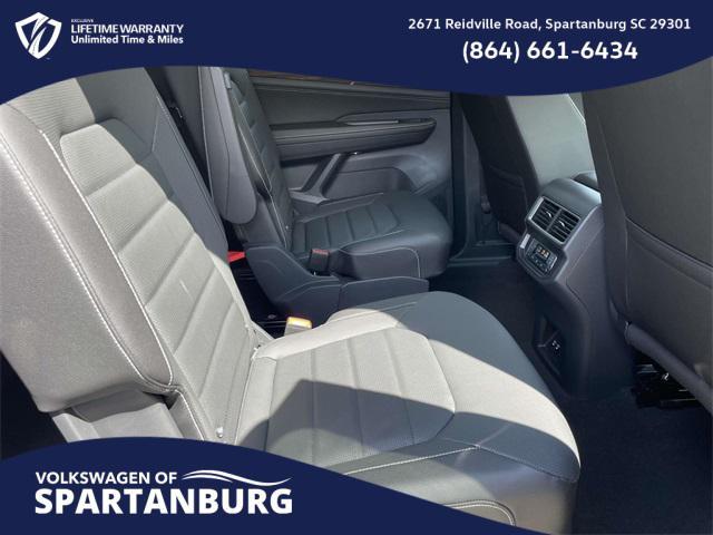 new 2025 Volkswagen Atlas car, priced at $48,611