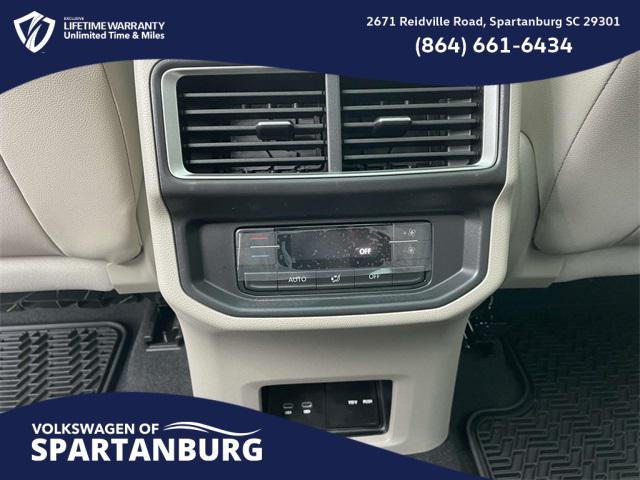new 2025 Volkswagen Atlas car, priced at $41,913