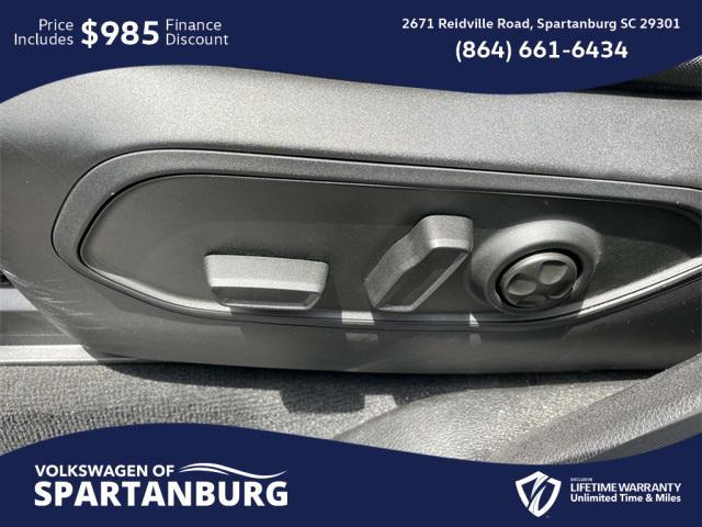 used 2023 Jeep Grand Cherokee car, priced at $35,142