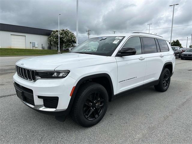 used 2022 Jeep Grand Cherokee L car, priced at $29,998