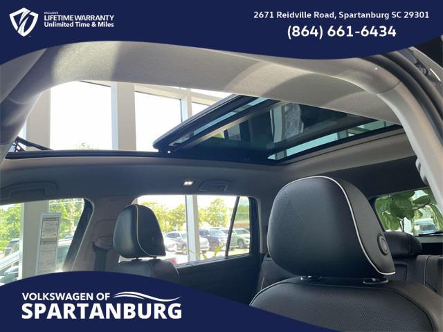 new 2025 Volkswagen Atlas car, priced at $50,668