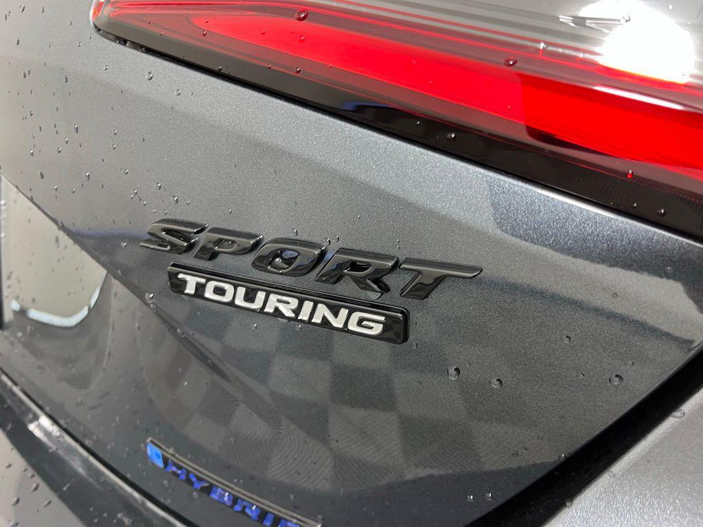 new 2026 Honda Civic Hybrid car, priced at $34,690