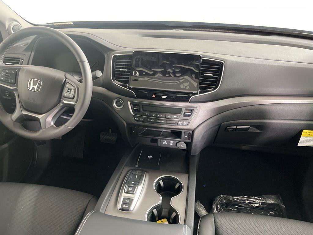 new 2025 Honda Ridgeline car, priced at $42,968