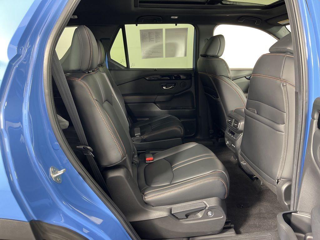 used 2023 Honda Pilot car, priced at $40,999