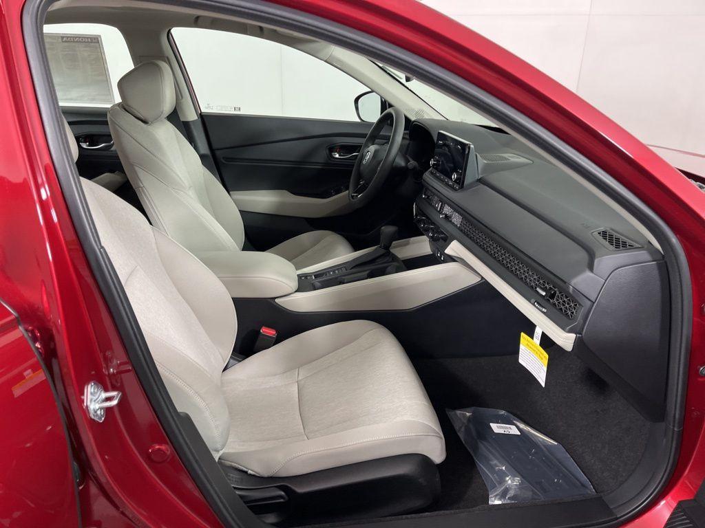 new 2025 Honda Accord car, priced at $30,906