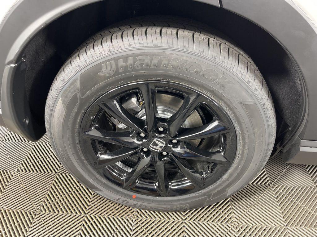 new 2026 Honda CR-V Hybrid car, priced at $42,130