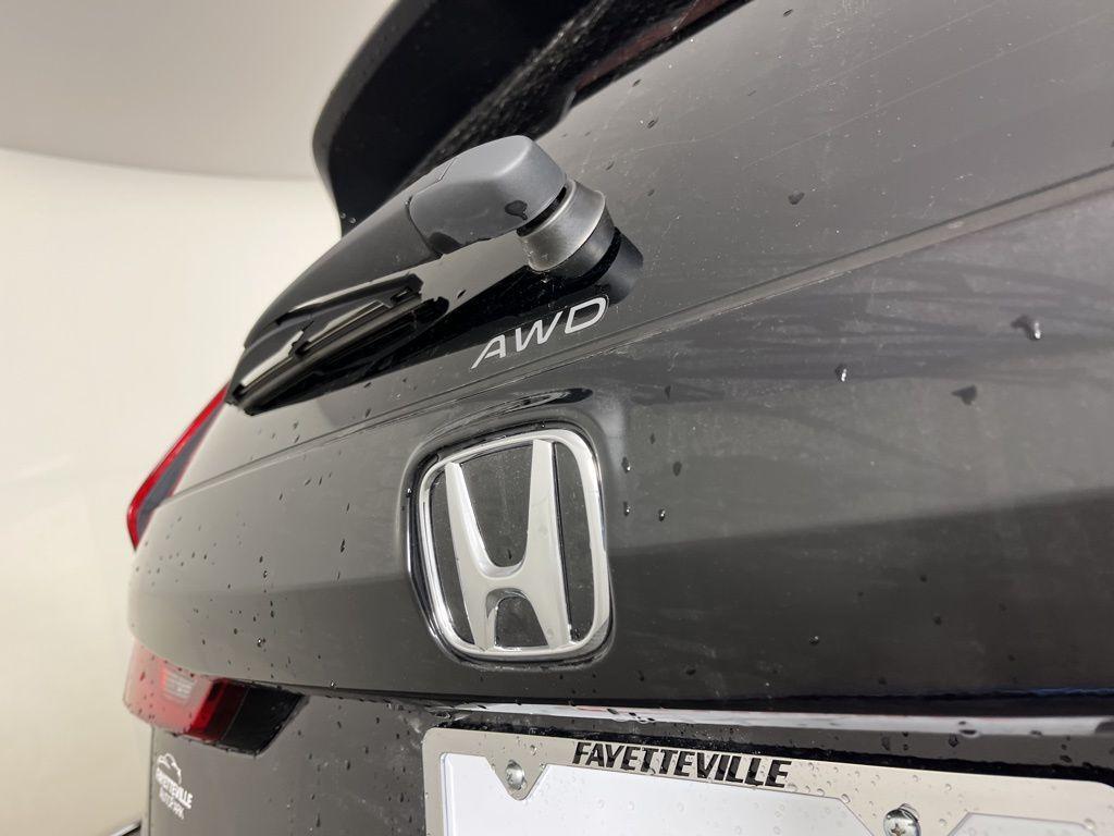 new 2026 Honda CR-V Hybrid car, priced at $38,580