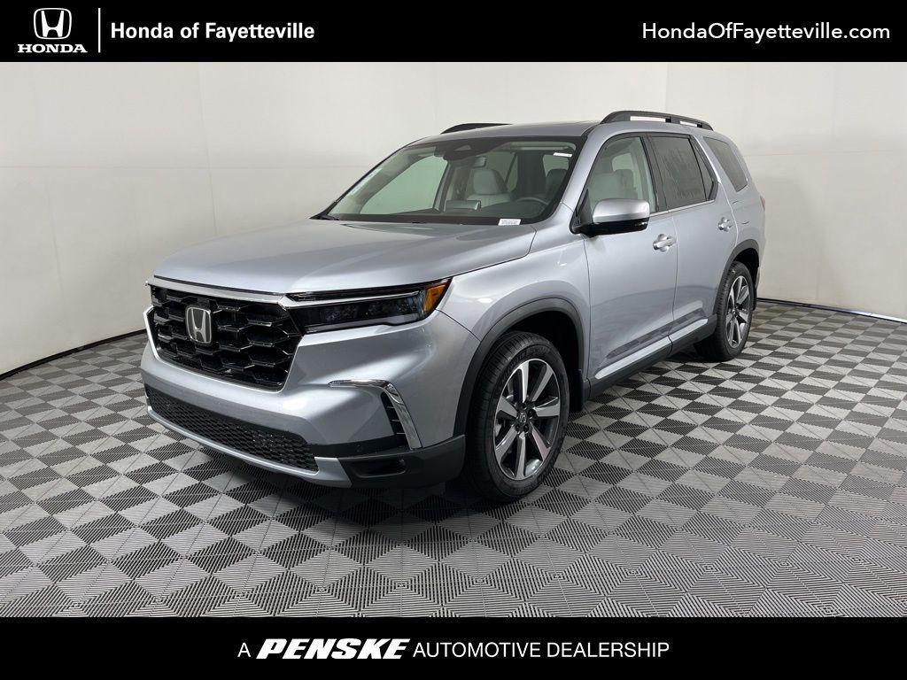 new 2025 Honda Pilot car, priced at $47,392