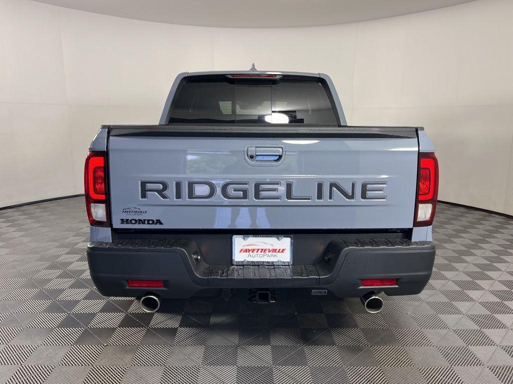 new 2025 Honda Ridgeline car, priced at $45,638