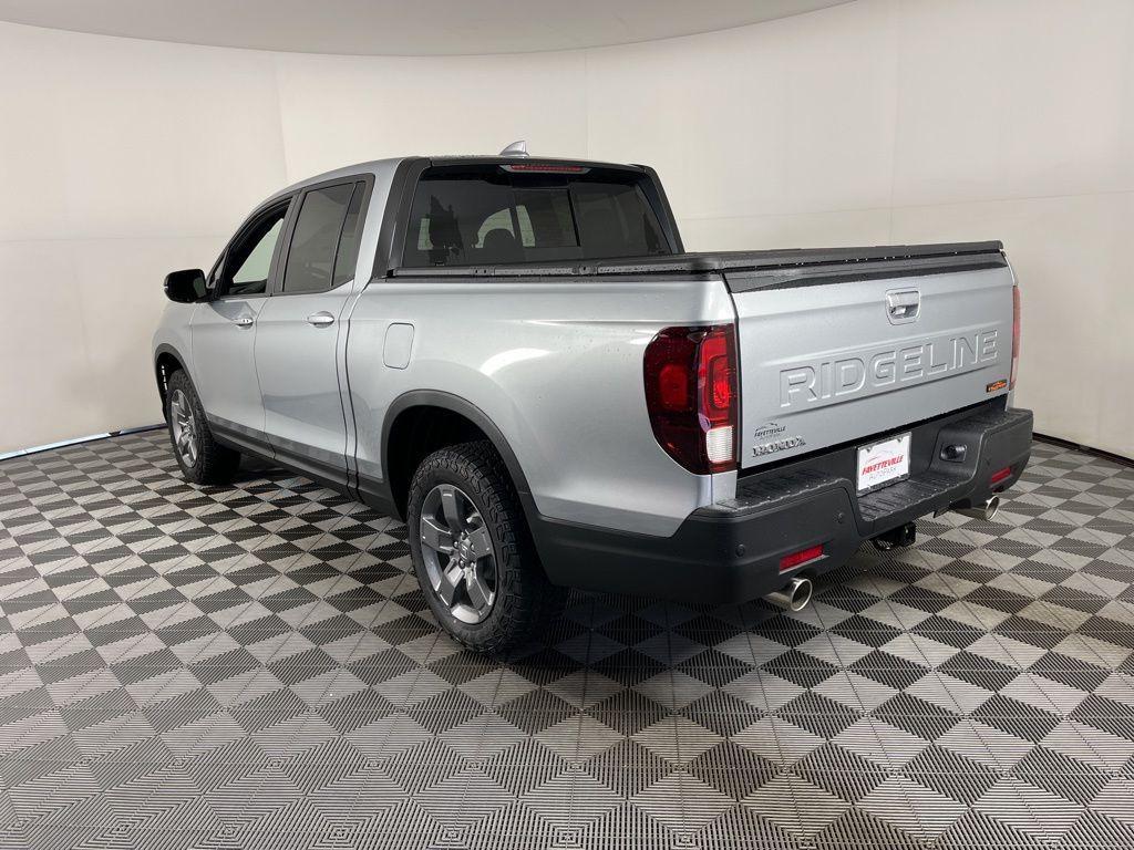 new 2025 Honda Ridgeline car, priced at $48,330