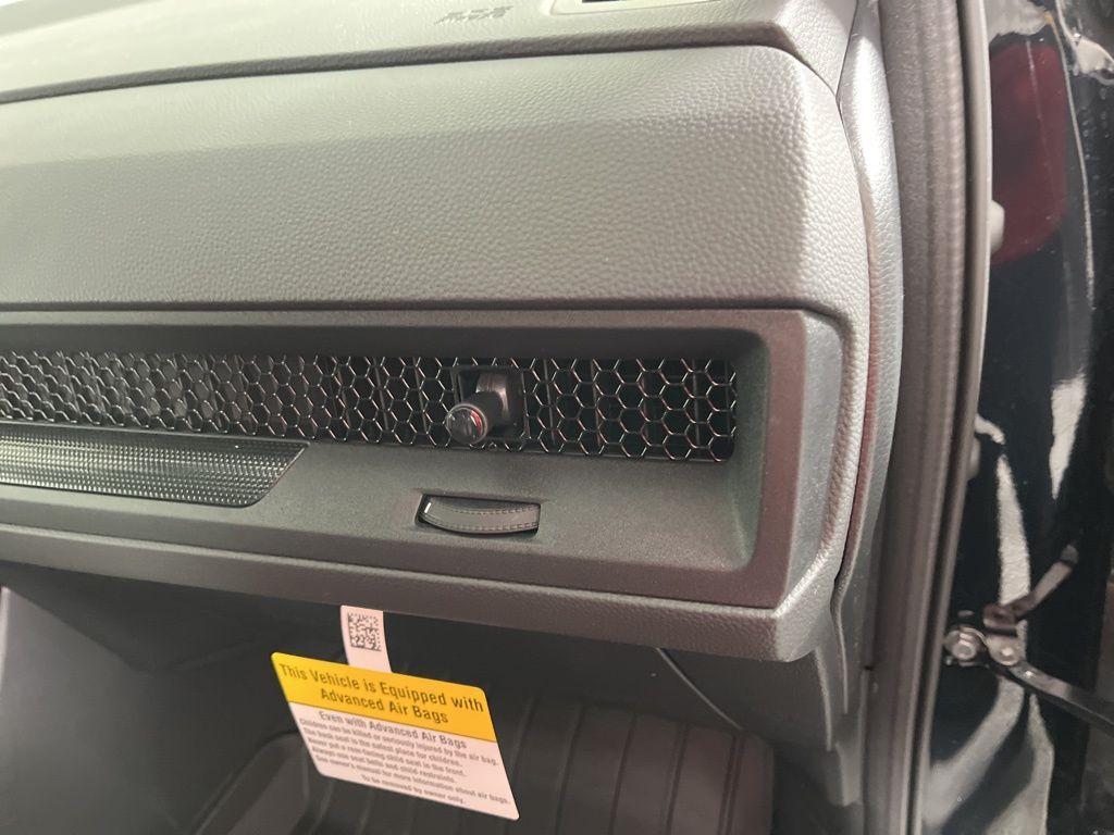 new 2026 Honda CR-V Hybrid car, priced at $41,675