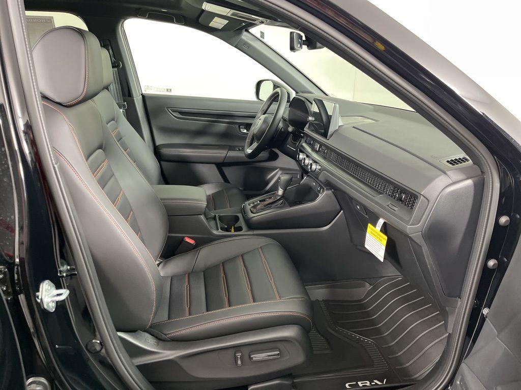 new 2026 Honda CR-V Hybrid car, priced at $41,675