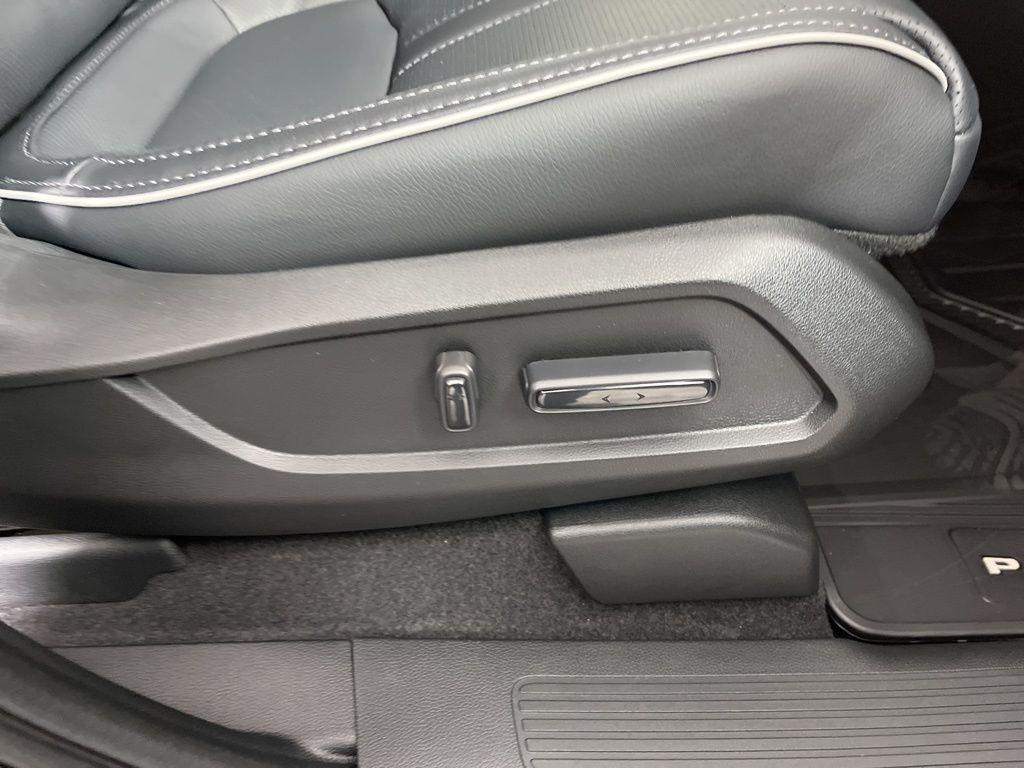 new 2025 Honda Pilot car, priced at $54,757
