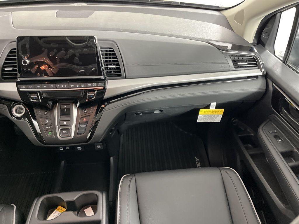 new 2026 Honda Odyssey car, priced at $48,990