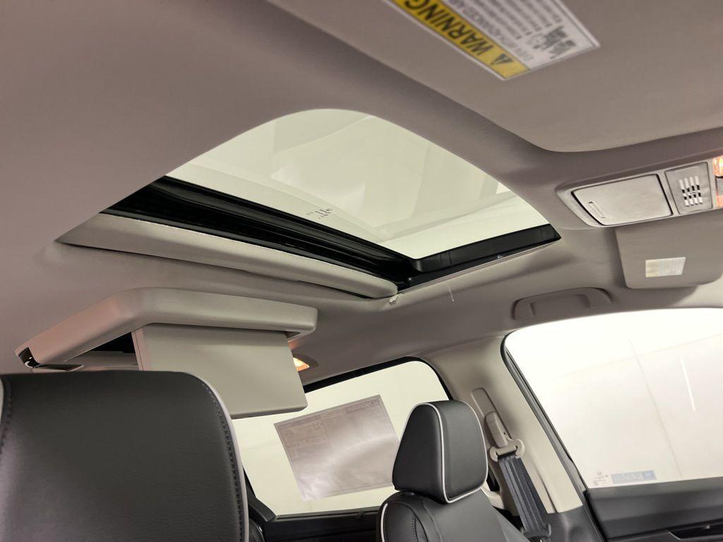 new 2026 Honda Odyssey car, priced at $48,990