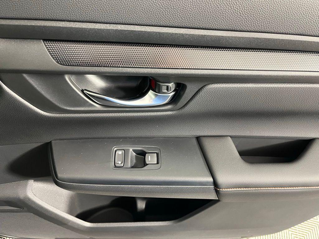 new 2026 Honda CR-V Hybrid car, priced at $40,175