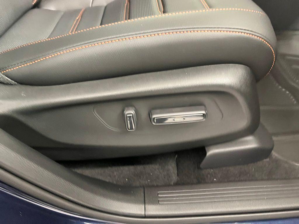 new 2026 Honda CR-V Hybrid car, priced at $40,175