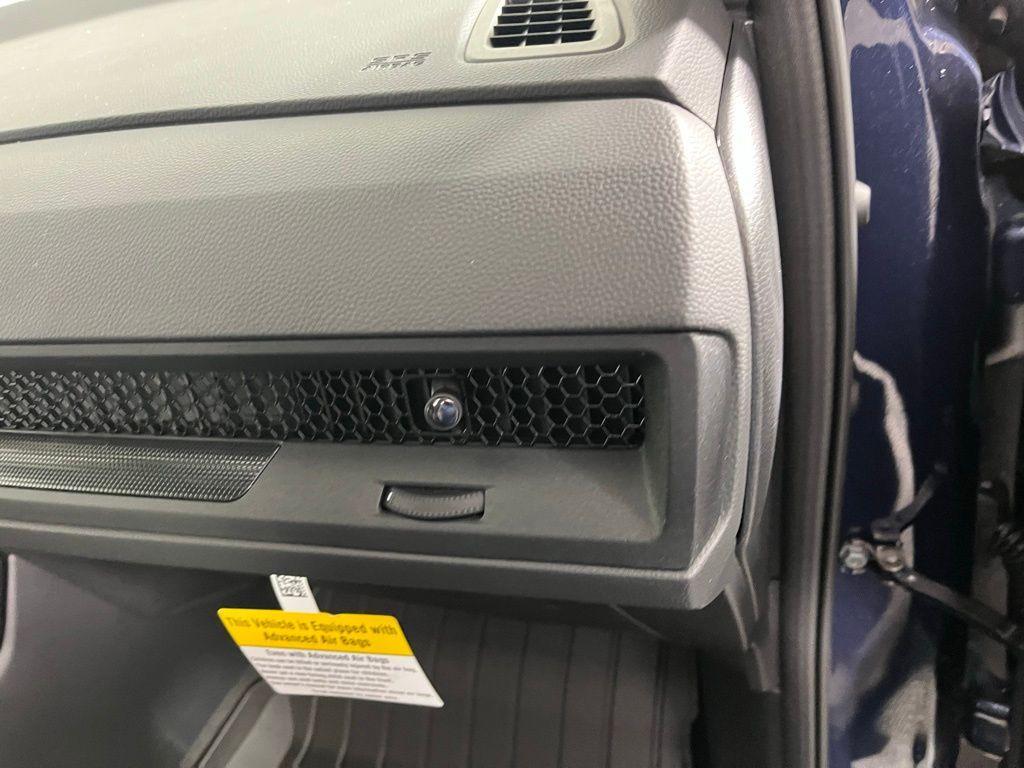 new 2026 Honda CR-V Hybrid car, priced at $40,175