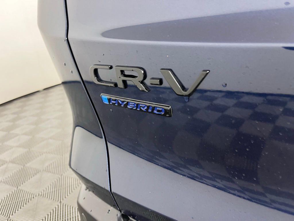 new 2026 Honda CR-V Hybrid car, priced at $40,175