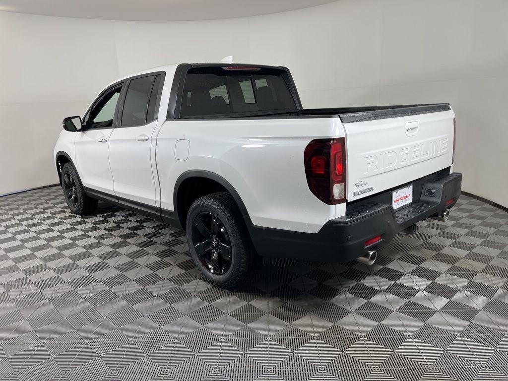 new 2025 Honda Ridgeline car, priced at $48,600