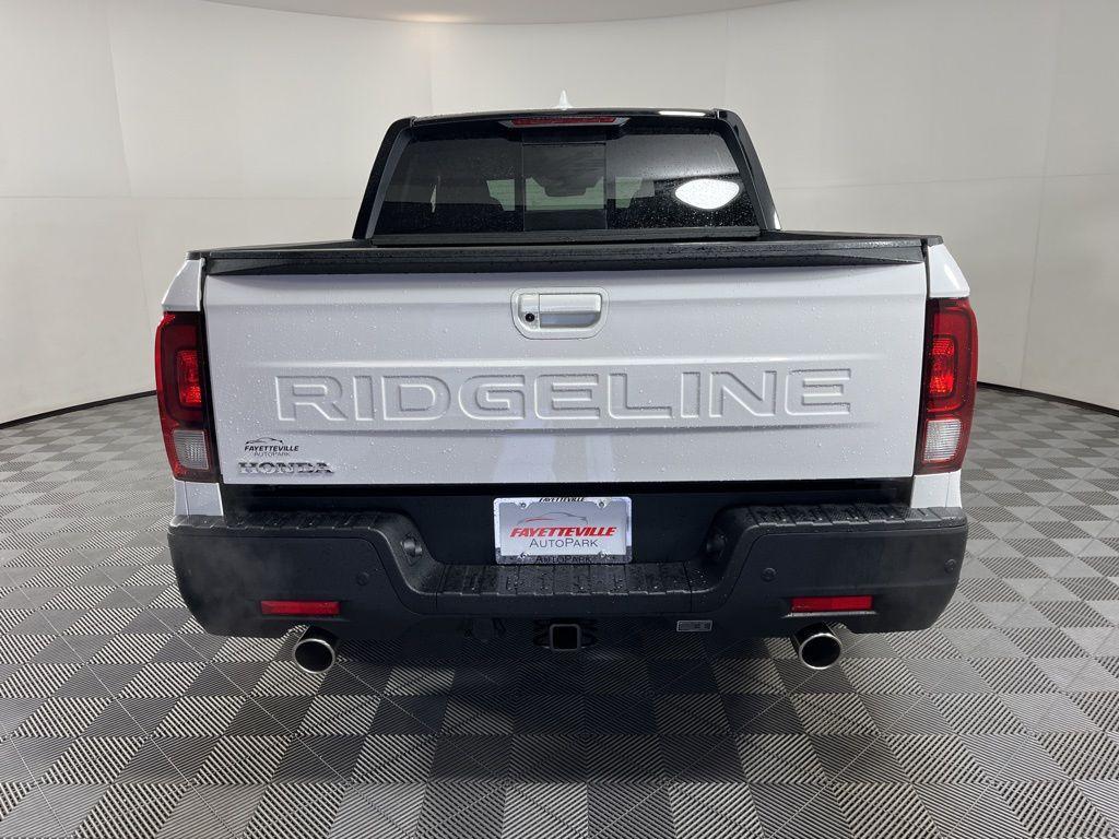 new 2025 Honda Ridgeline car, priced at $48,600