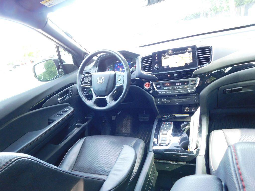 used 2022 Honda Pilot car, priced at $36,981