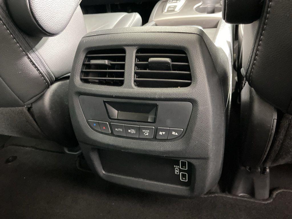 used 2022 Honda Pilot car, priced at $33,379