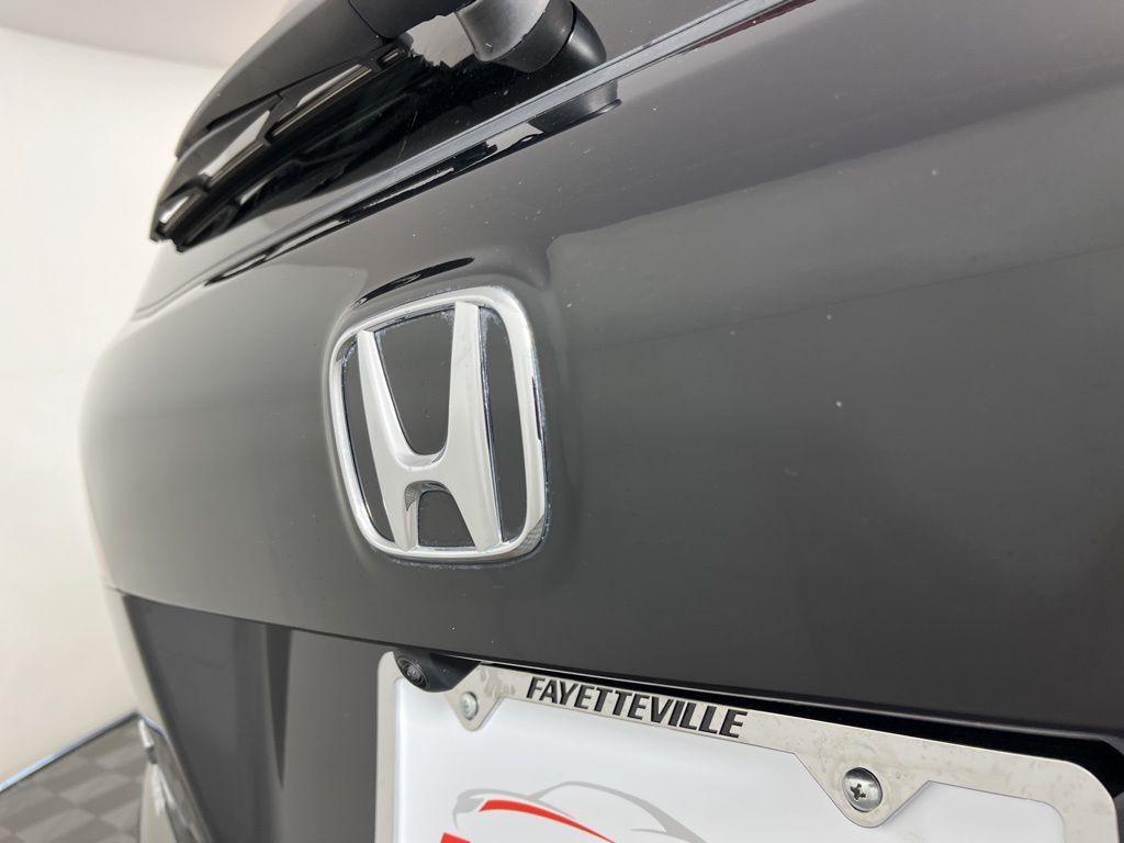 used 2022 Honda Pilot car, priced at $33,379