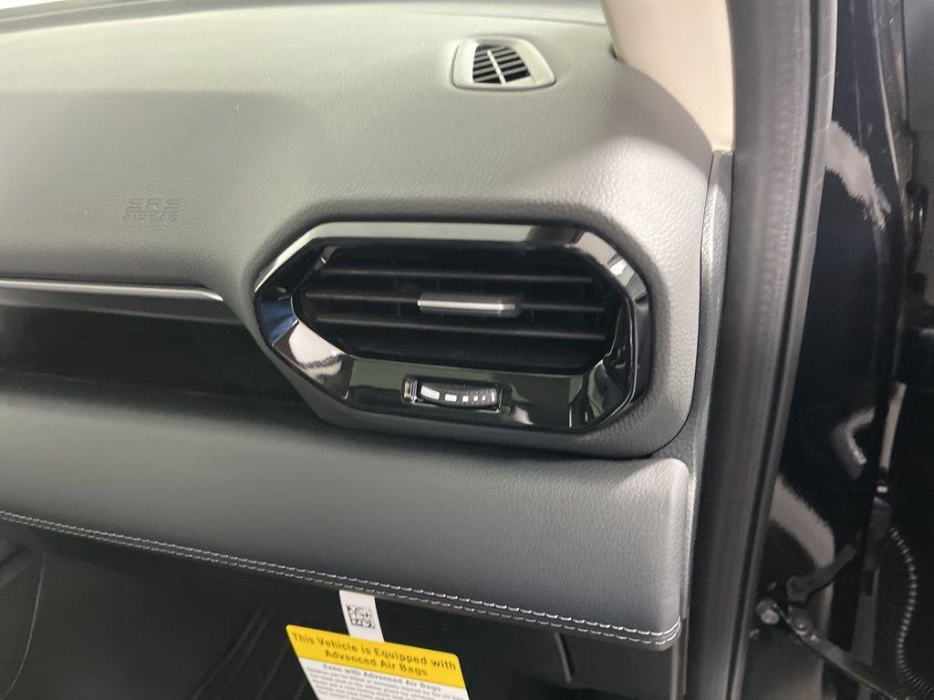 new 2025 Honda Pilot car, priced at $50,895