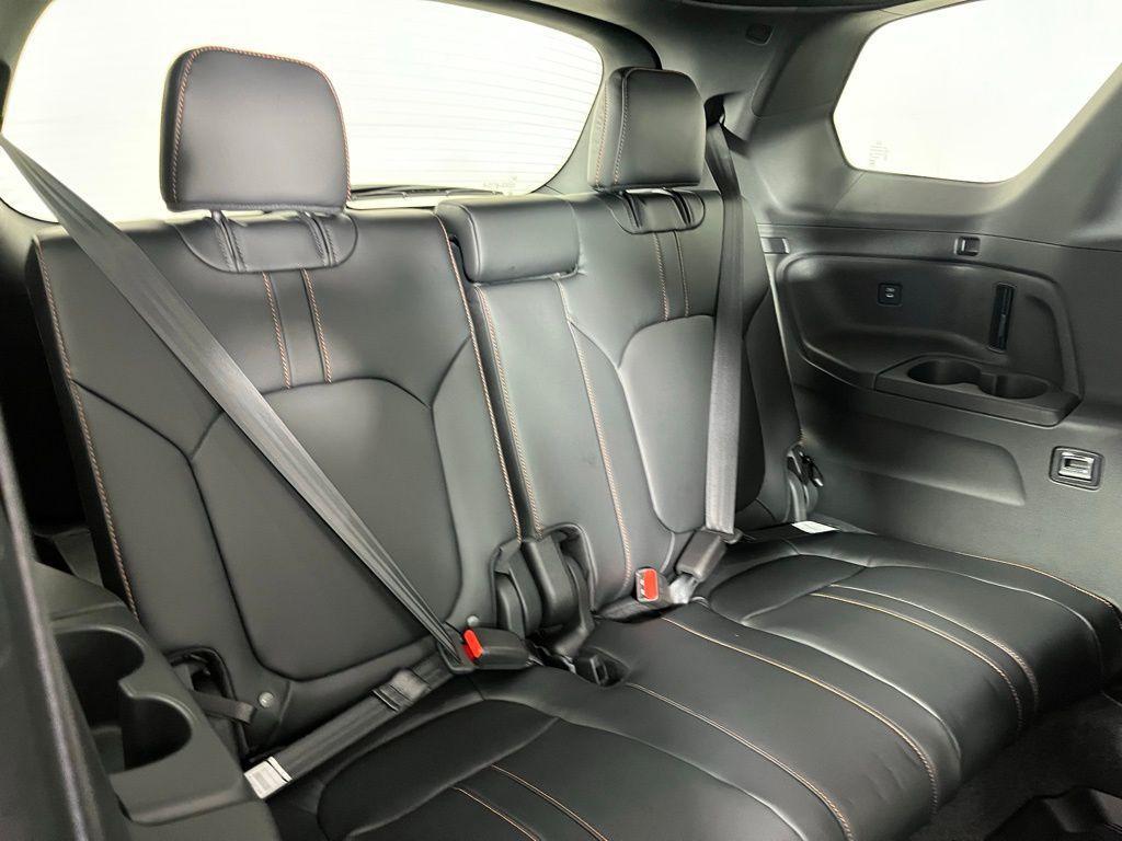 new 2025 Honda Pilot car, priced at $51,350