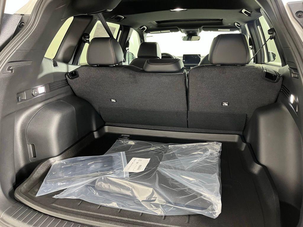 new 2026 Honda CR-V Hybrid car, priced at $40,630