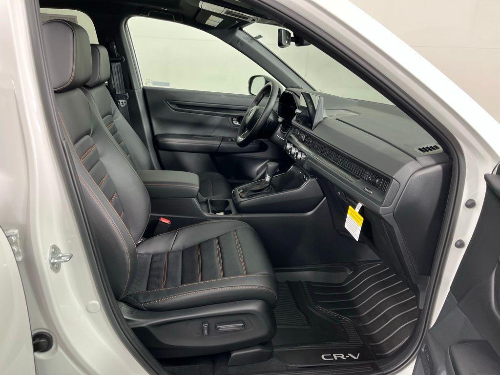 new 2026 Honda CR-V Hybrid car, priced at $40,630